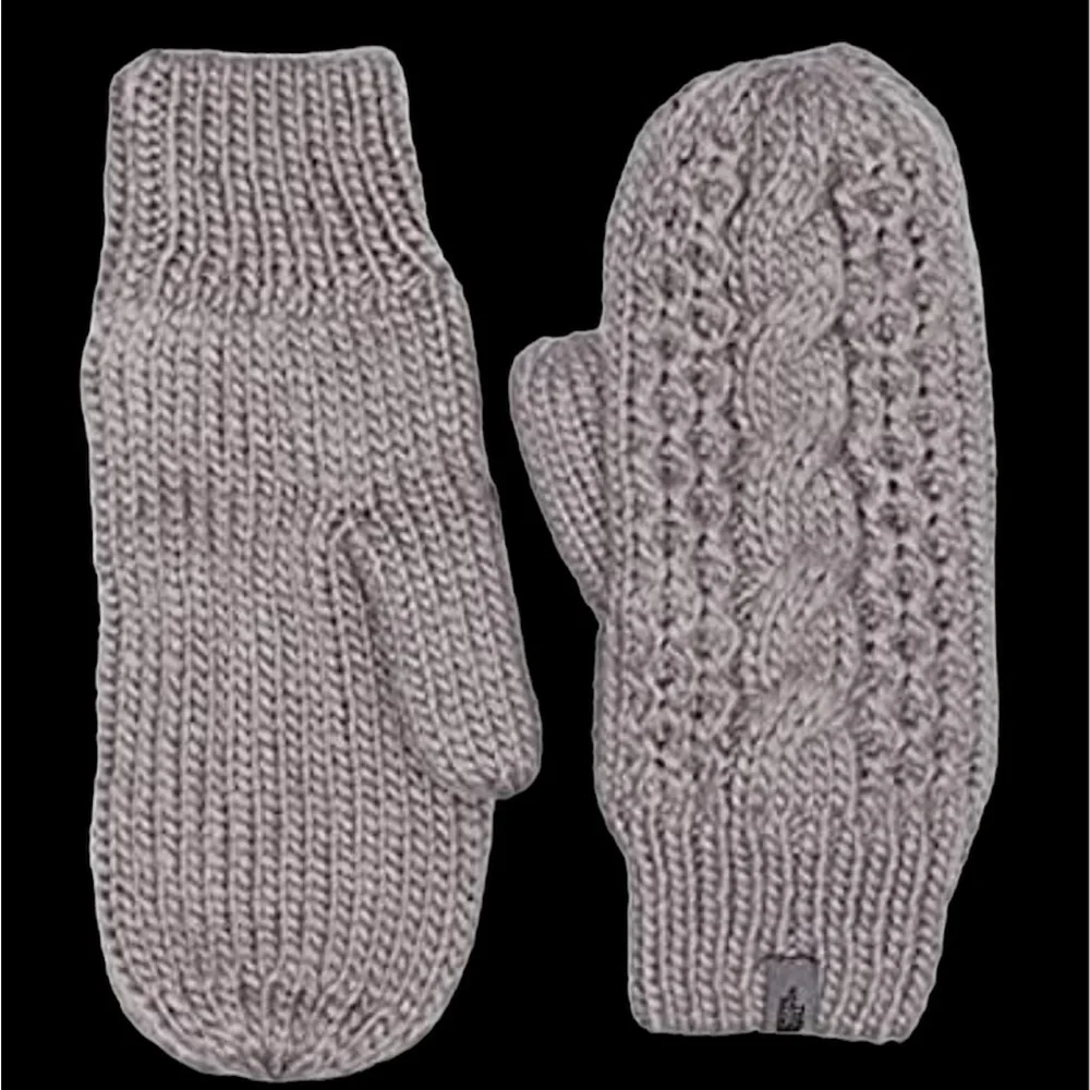 🆕 The North Face Women’s Cable Knit Mitt